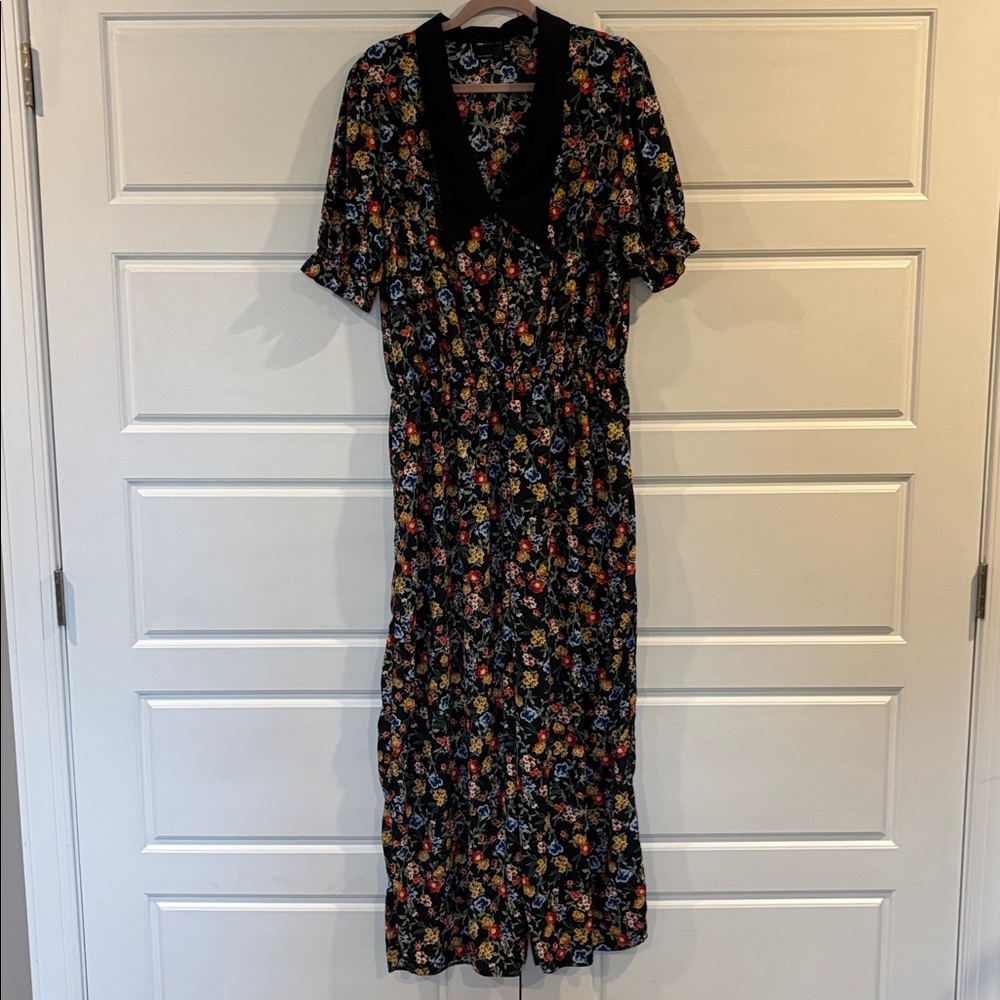 Floral Jumpsuit with Black Collar ASOS